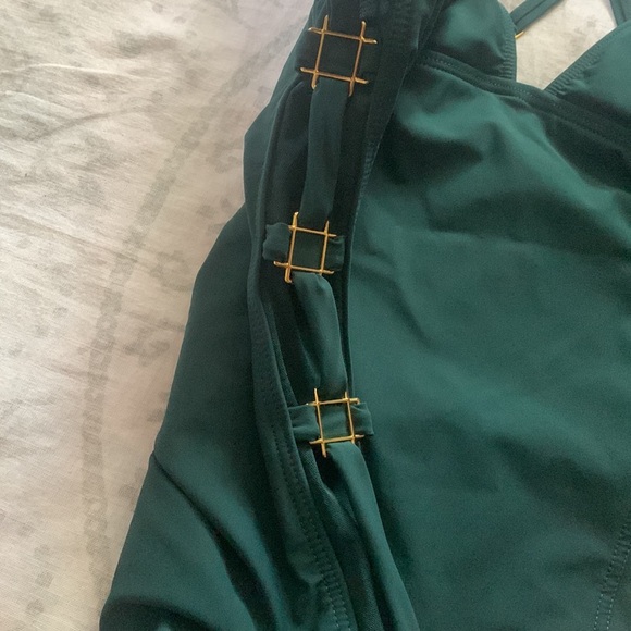 Amoressa One Piece Green V Neck Swim Swimsuit Sz 14 - Picture 4 of 8